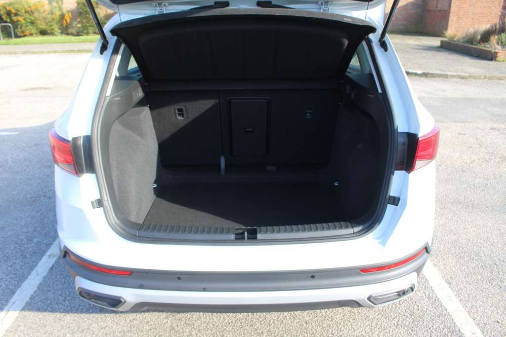 SEAT ATECA SE TECH ECOMOTIVE TSI MILEAGE 9,831 MI TRANSMISSION MANUAL FUEL TYPE PETROL...